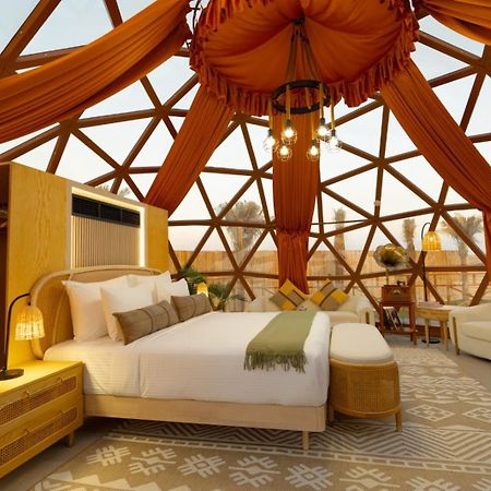 Al Marmoom Oasis Luxury Experiential Desert Resort Dubai Bagian luar foto